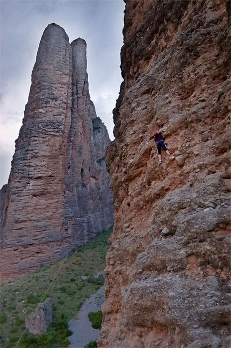 www.fotolibre.org/albums/userpics/10006/normal_Riglos40.jpg