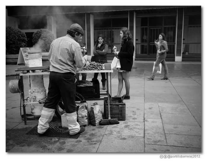 Chestnut seller